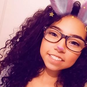 Meet your Posher, Jacquelin